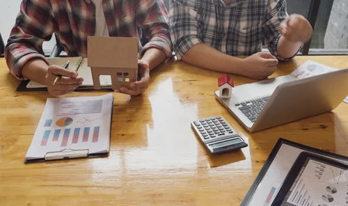 Investors take larger share of lending